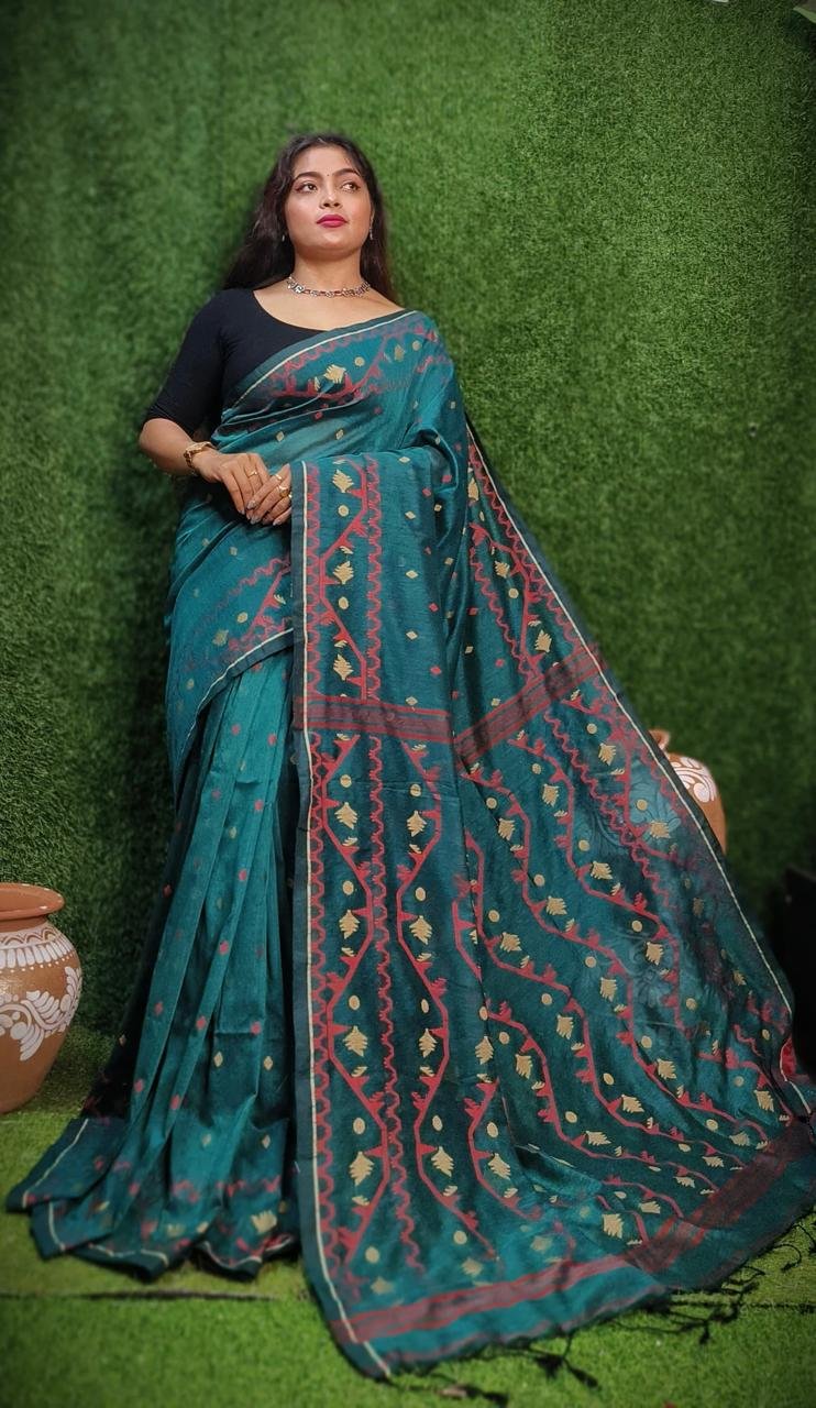 Vanmayuri Jamdani Saree