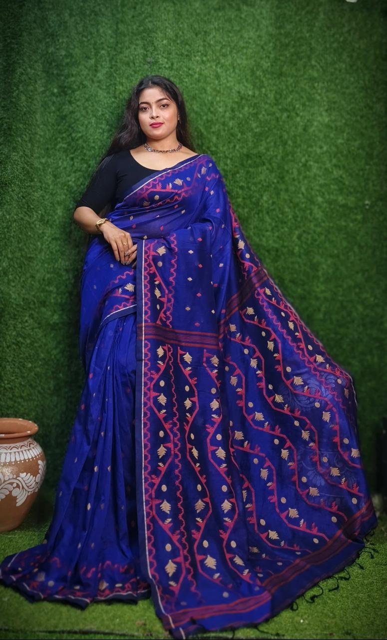 Vanmayuri Jamdani Saree - Image 22