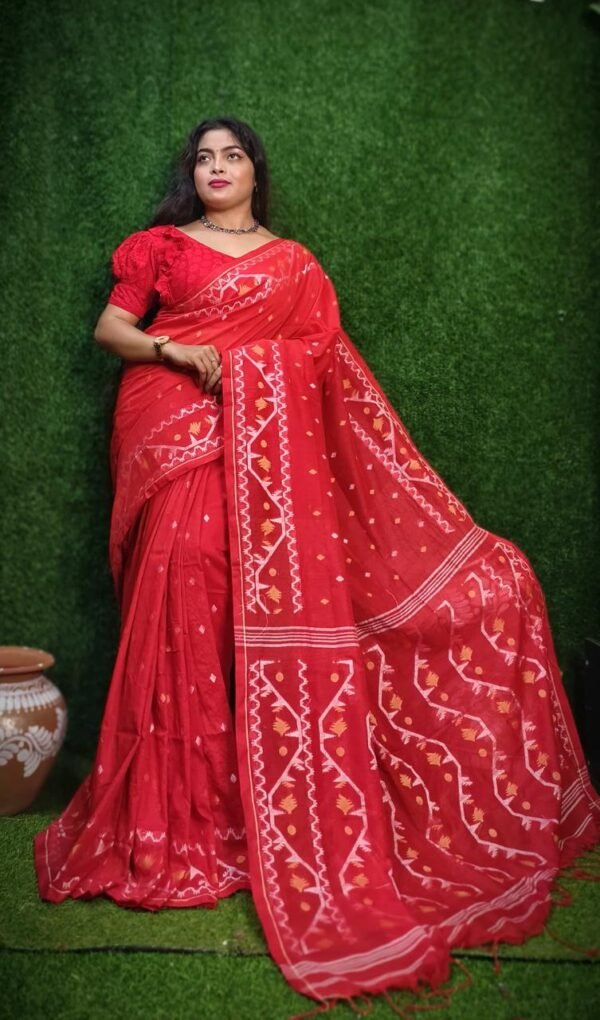 Vanmayuri Jamdani Saree - Image 14
