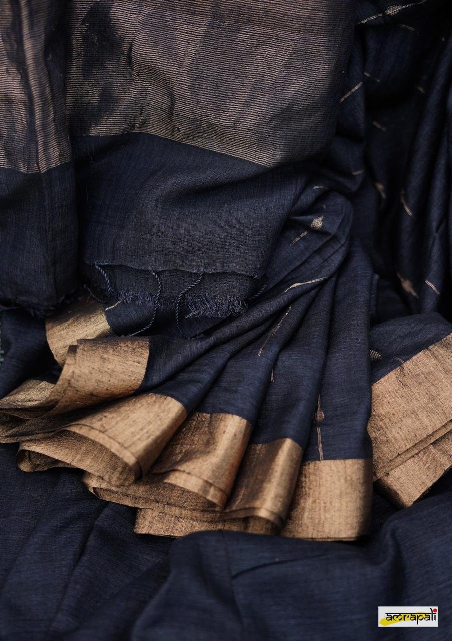 Midnight Grace Pinstripe Saree - Image 8